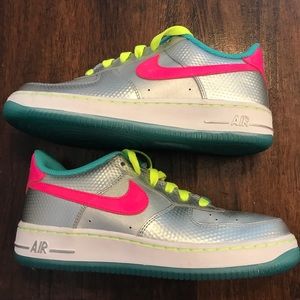 Nike Air youth size 5